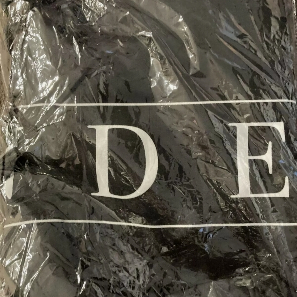 Plunder Marketing Black Cloth